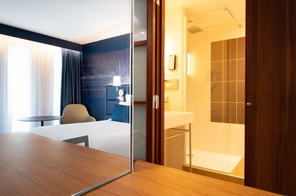 Hotel Mercure Toulon לה סיין סור-מר מראה חיצוני תמונה