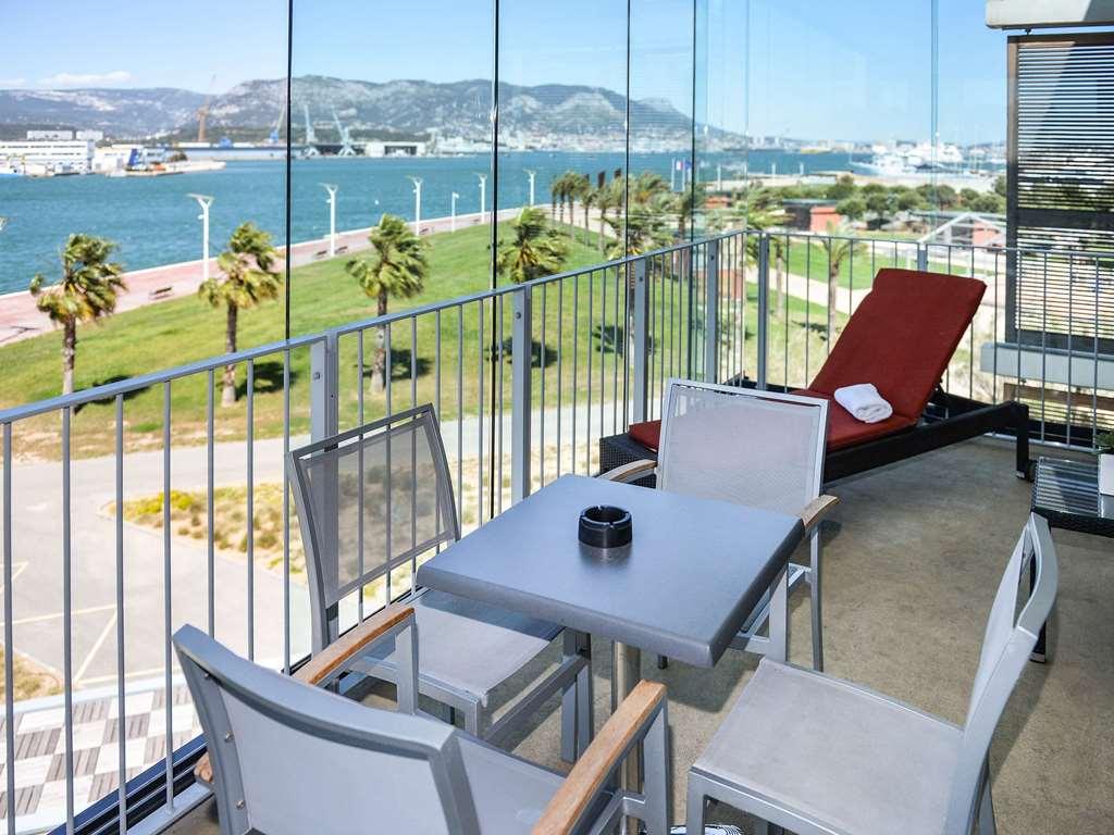 Hotel Mercure Toulon לה סיין סור-מר מראה חיצוני תמונה