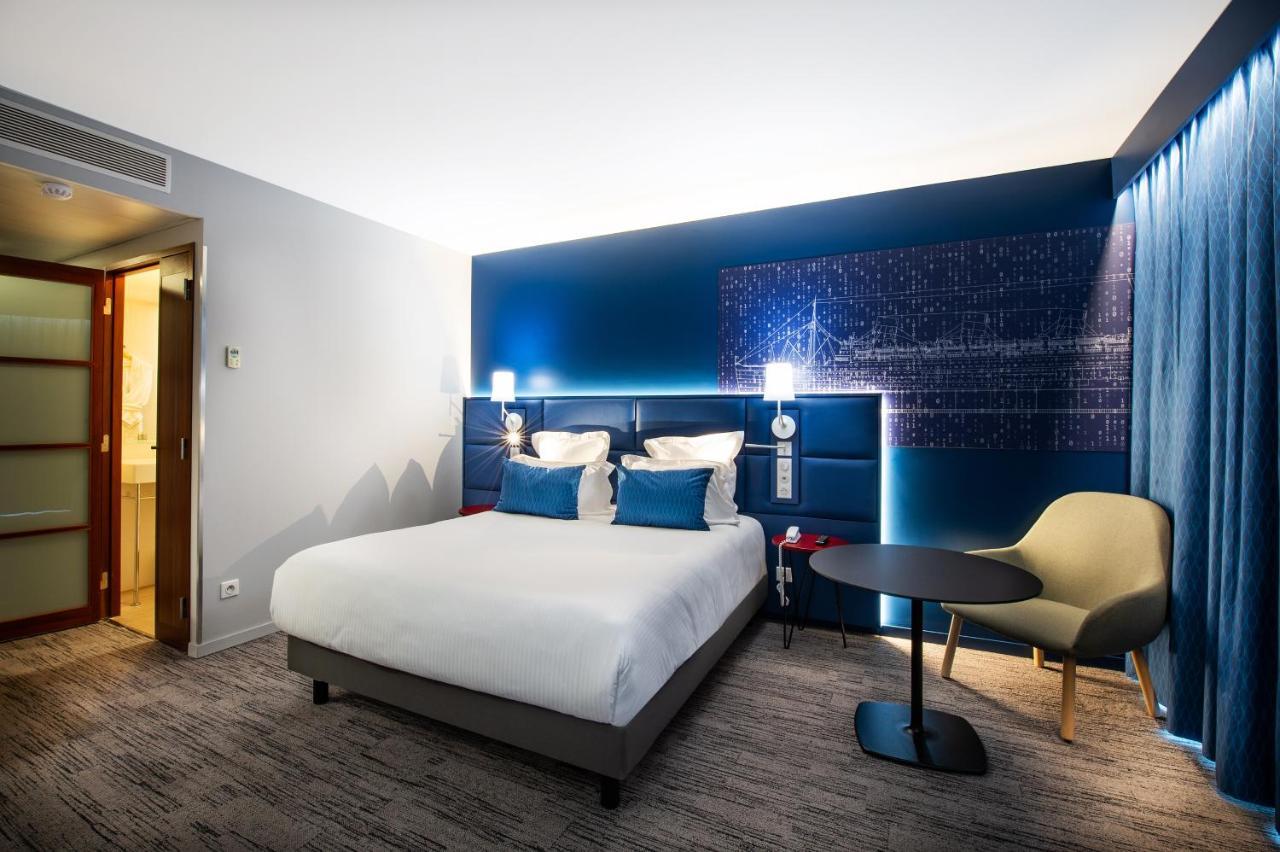 Hotel Mercure Toulon לה סיין סור-מר מראה חיצוני תמונה
