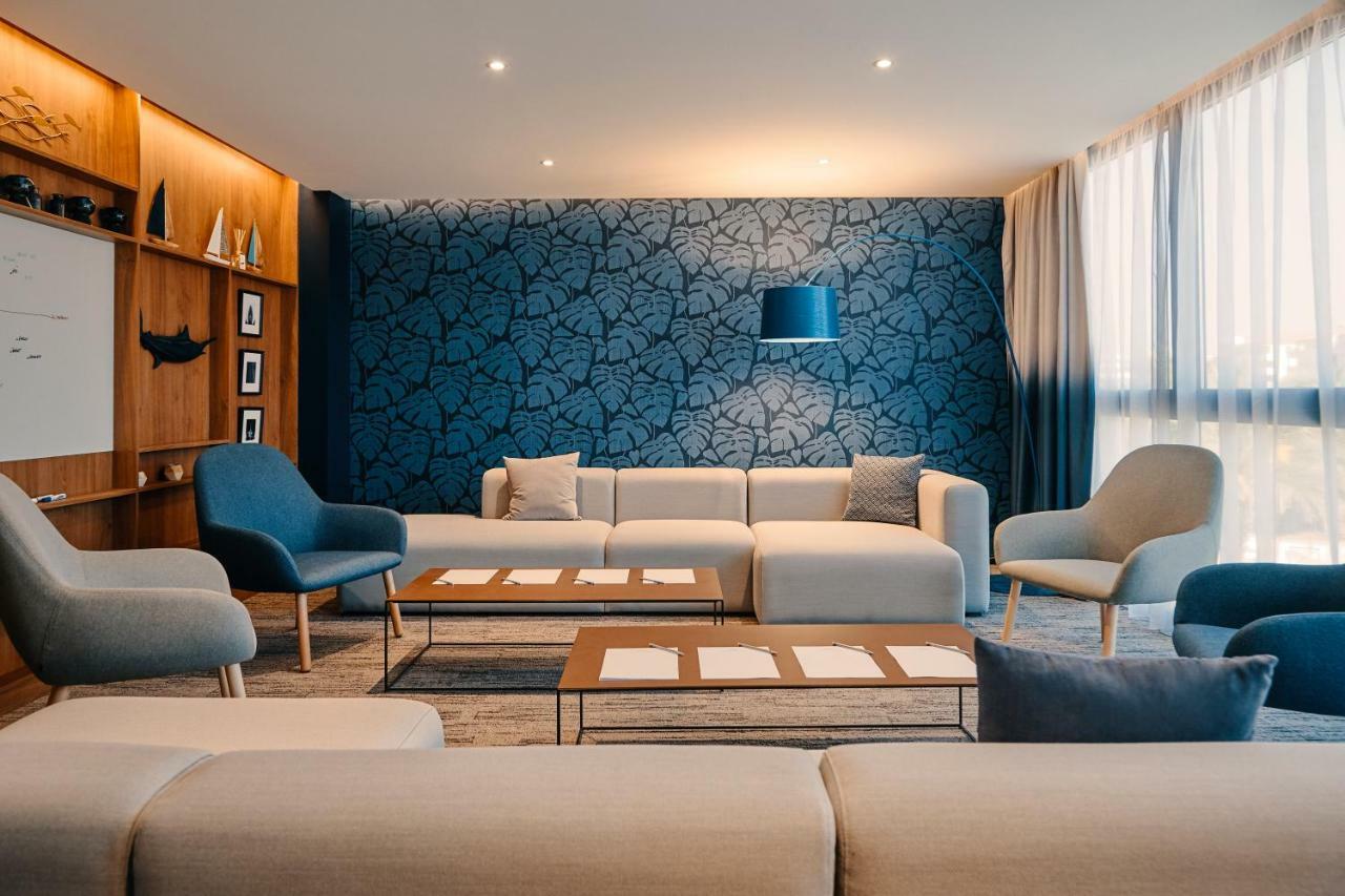 Hotel Mercure Toulon לה סיין סור-מר מראה חיצוני תמונה